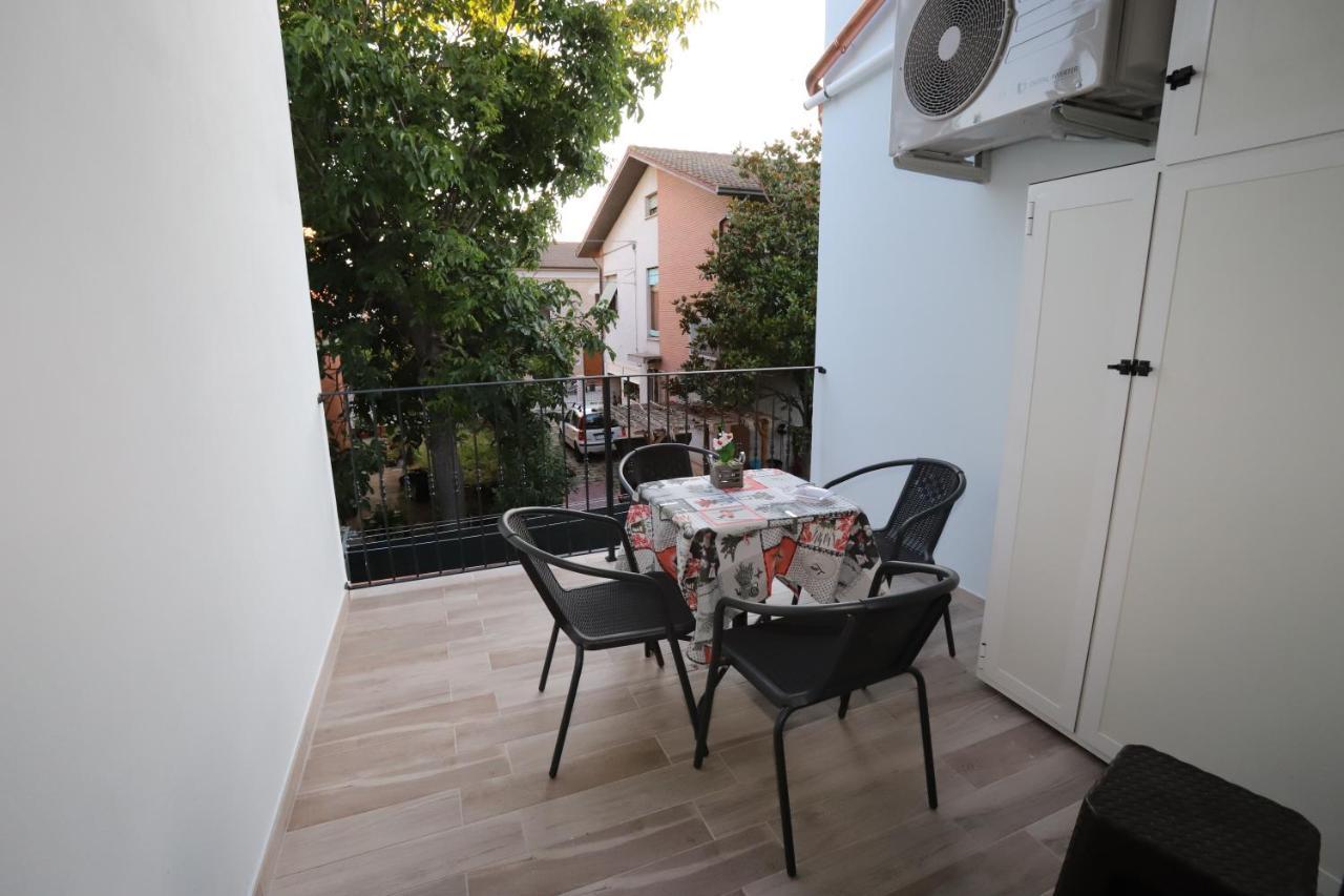 Orchidea Rooms & Suites Civitanova Marche Exterior photo