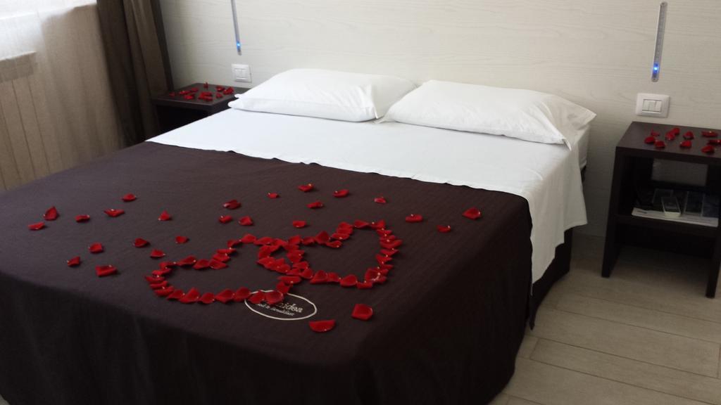 Orchidea Rooms & Suites Civitanova Marche Exterior photo