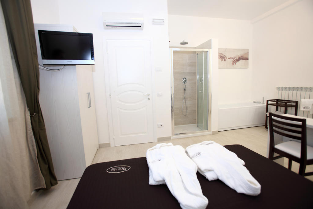 Orchidea Rooms & Suites Civitanova Marche Room photo