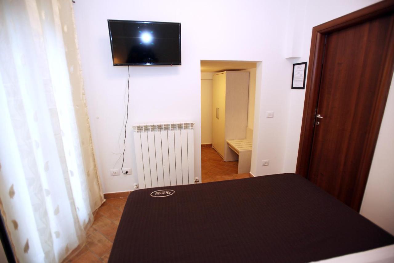 Orchidea Rooms & Suites Civitanova Marche Exterior photo