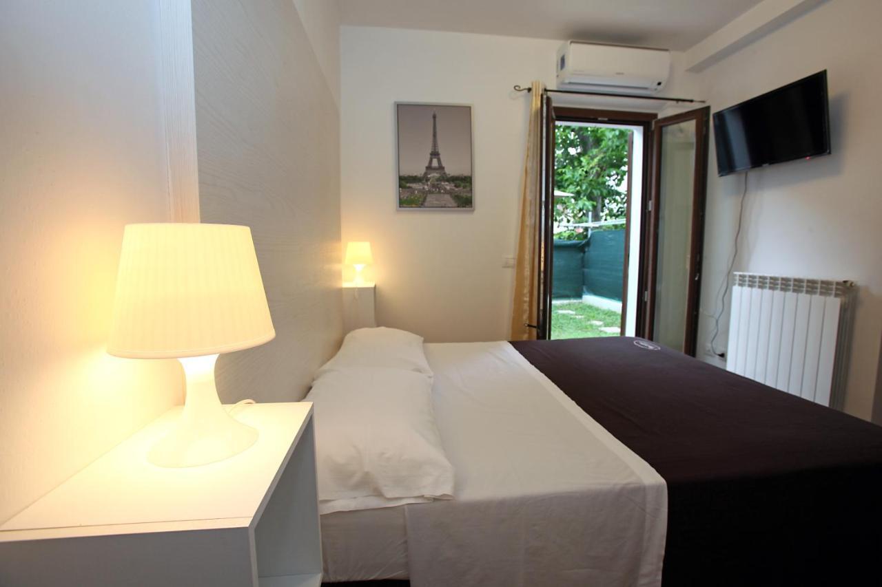 Orchidea Rooms & Suites Civitanova Marche Exterior photo