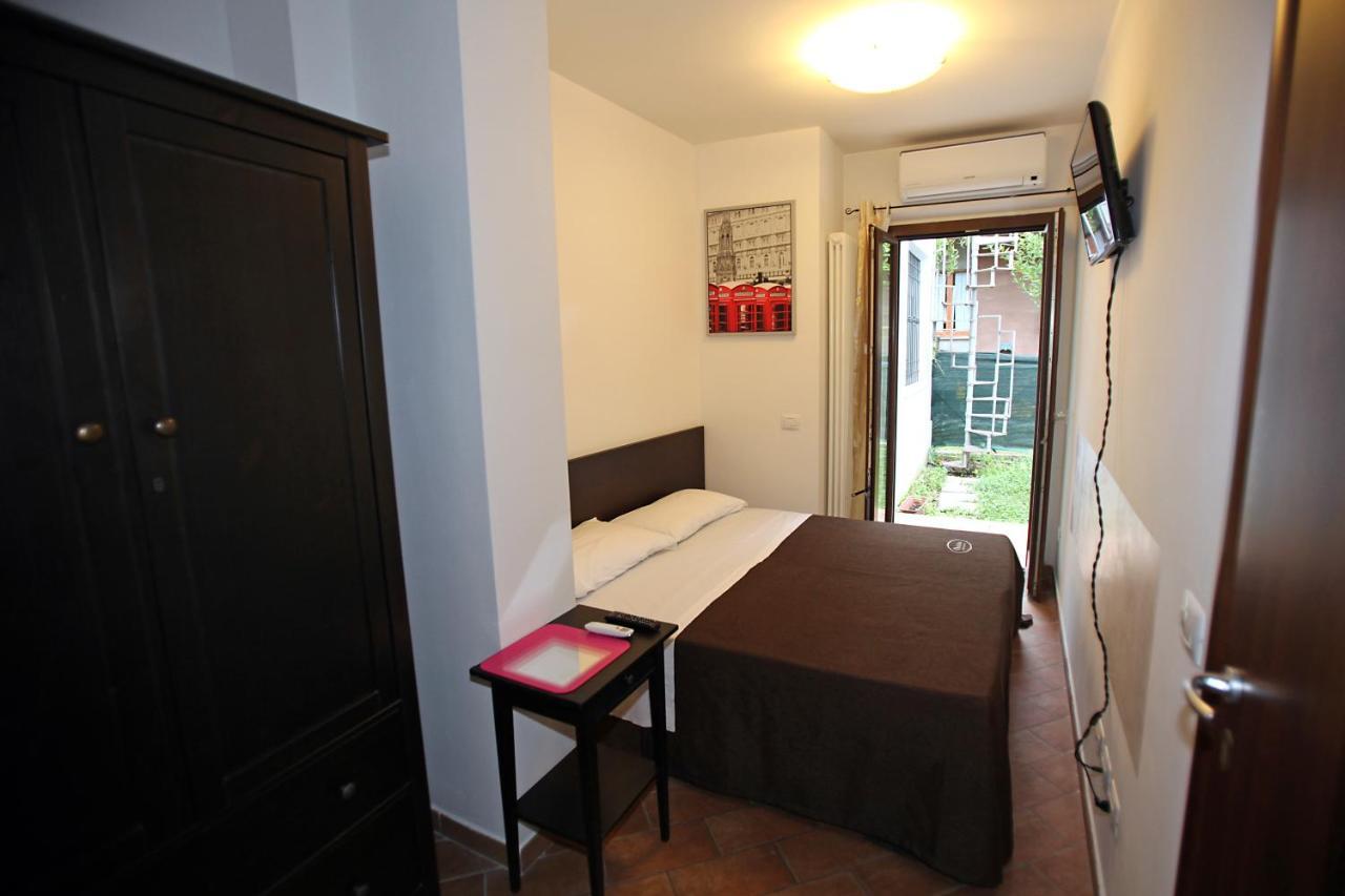 Orchidea Rooms & Suites Civitanova Marche Exterior photo
