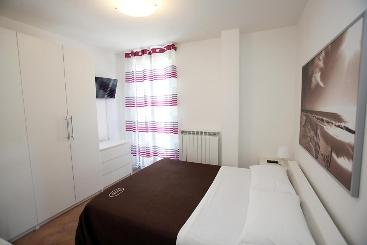 Orchidea Rooms & Suites Civitanova Marche Exterior photo